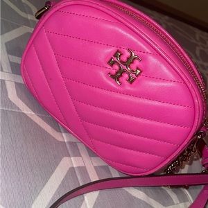 Tory Burch  Kira Chevron Camera bag